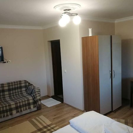 Слънчевата Къща Hotel Kovaceviţa Exterior foto